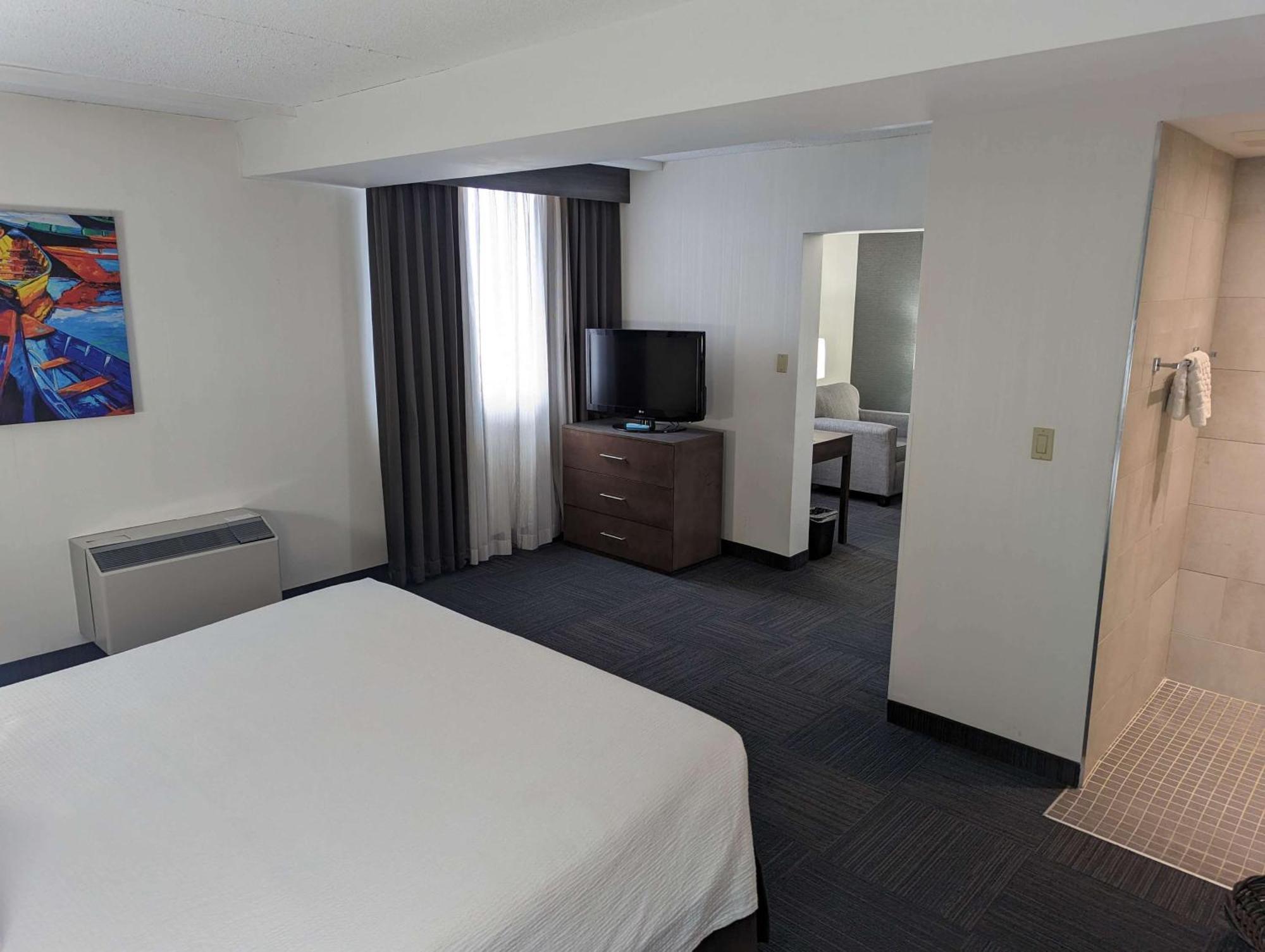 เบสต์ เวสเทิร์น พลัส โตรอนโต แอร์พอร์ต โฮเต็ล Hotel มิสซิสซอกา ภายนอก รูปภาพ